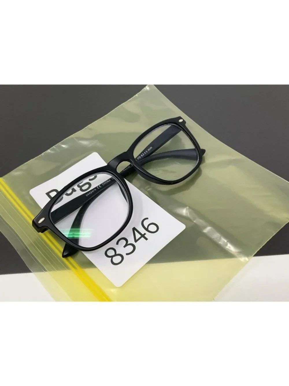 Peepers Dylan Focus Black Blue Light Filtering Readers +2.00